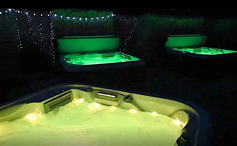 616-hot tub